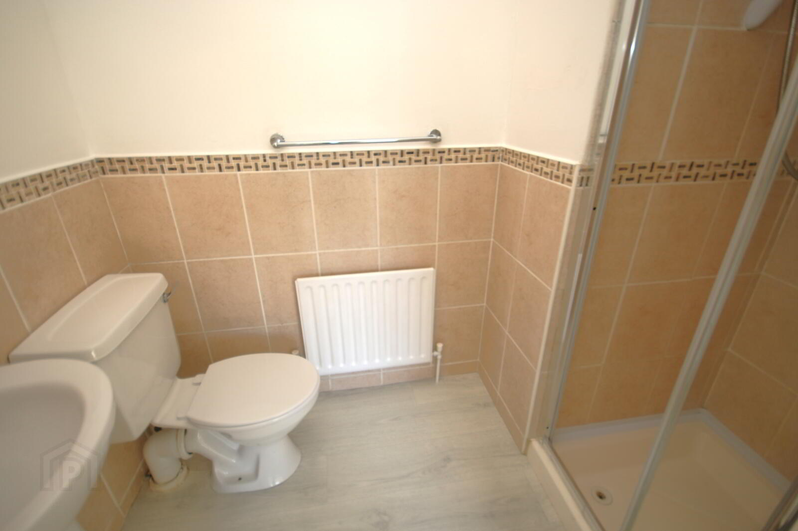 11 Woodthorpe 21 of 22