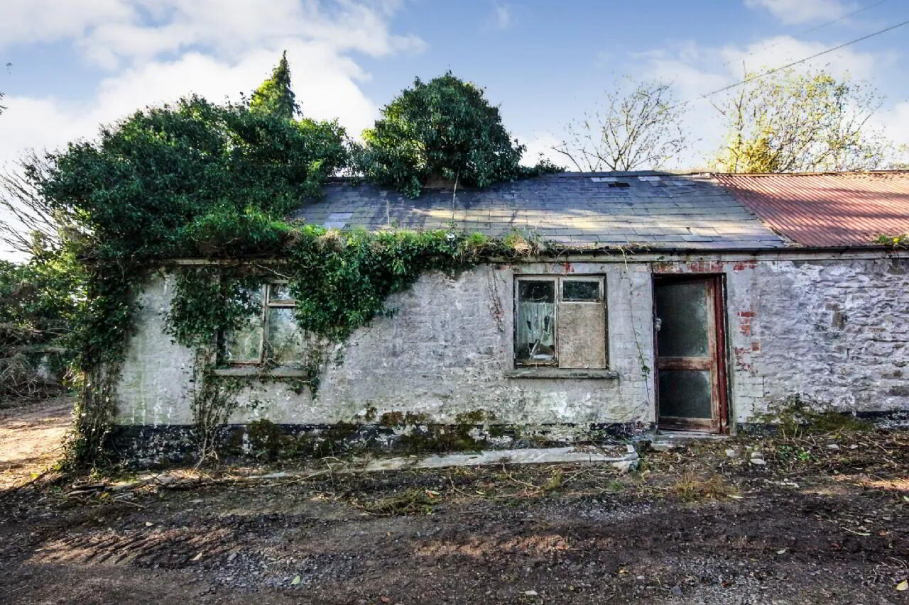 2, Bailieborough Road 1 of 3