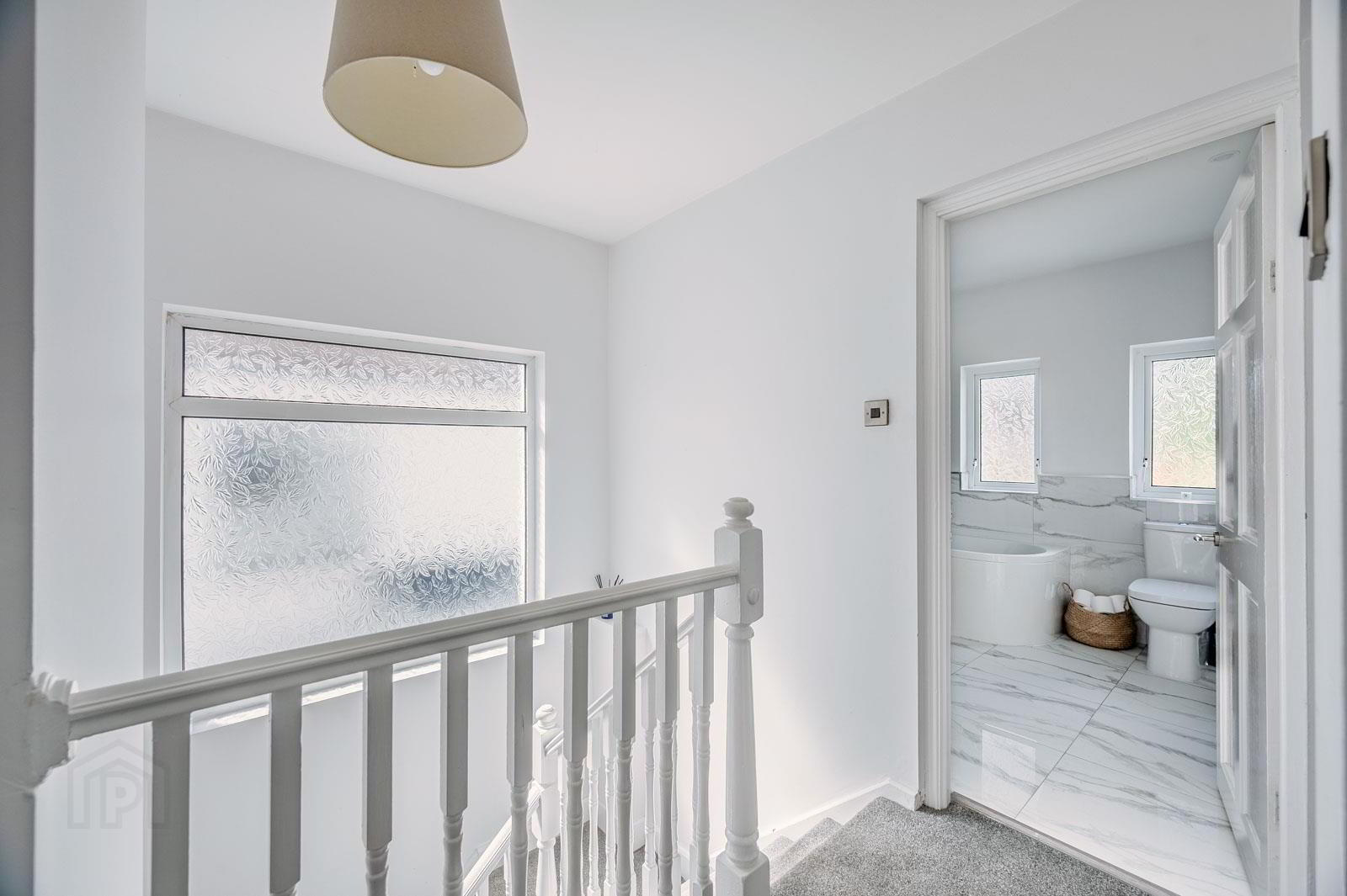 23 Summerhill Avenue 17 of 24