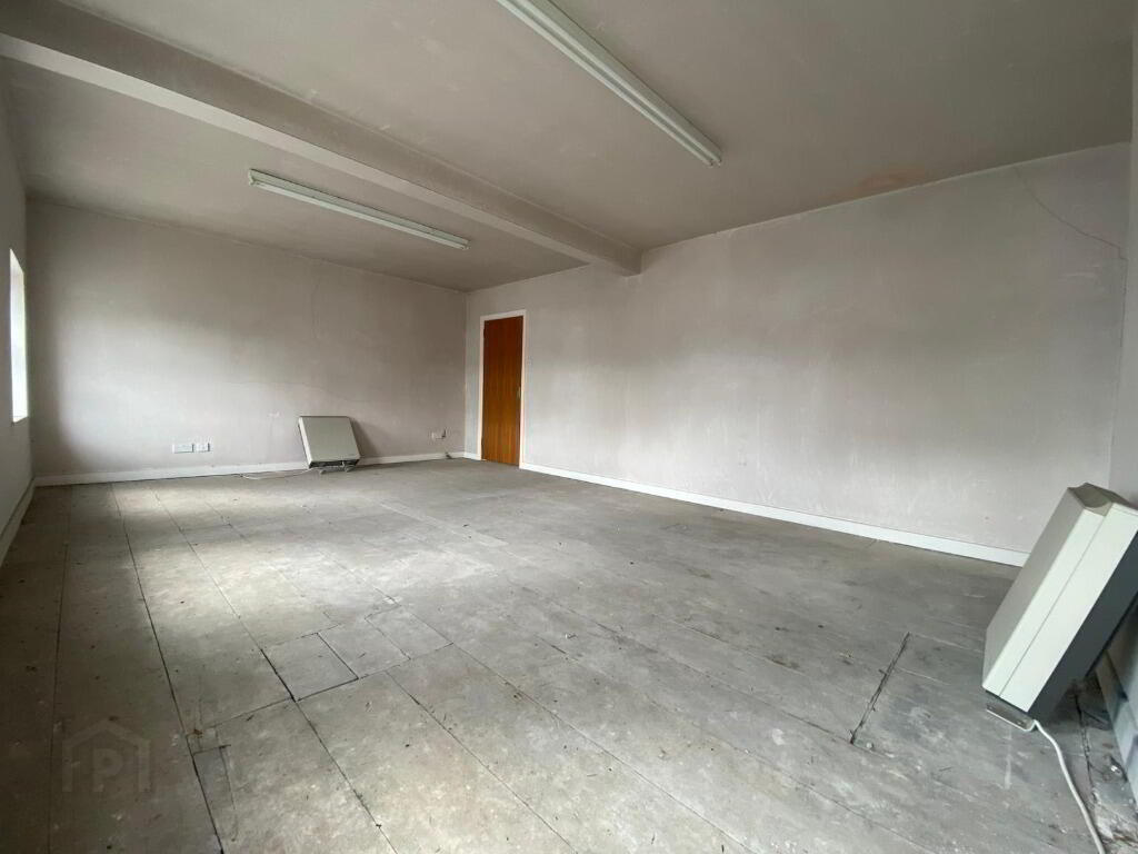 66a High Street 3 of 8