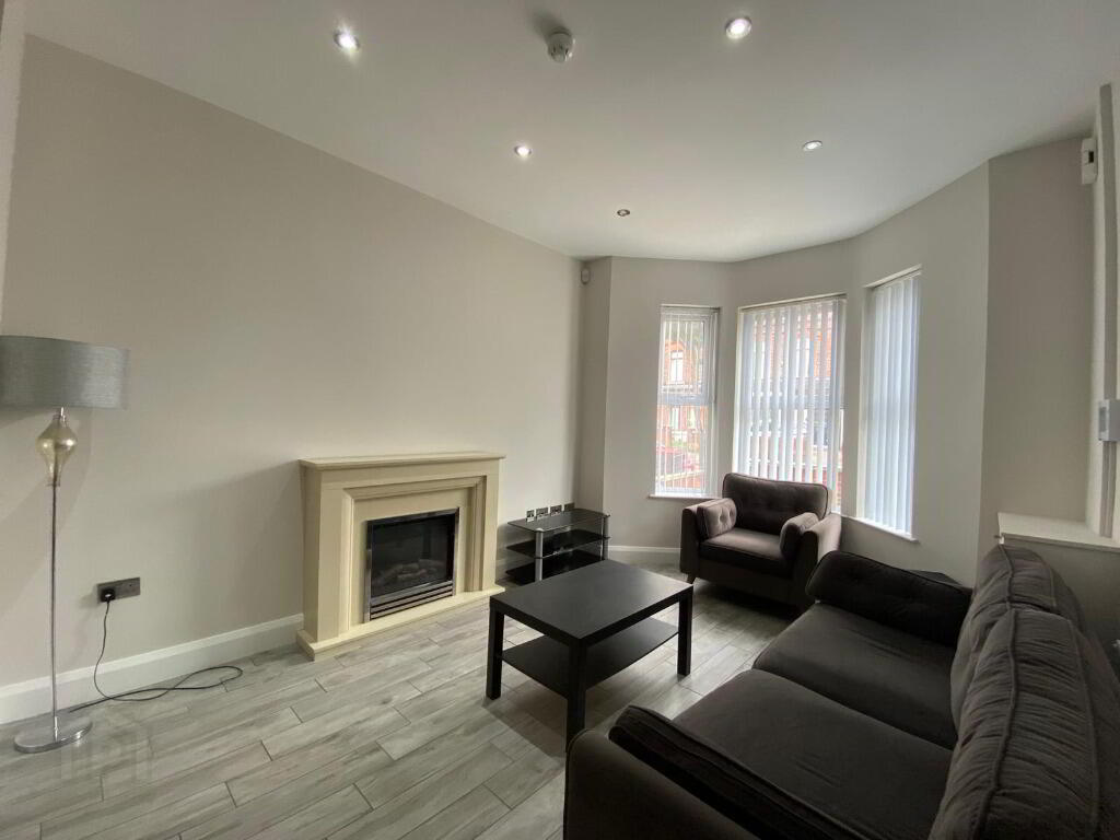 property description image