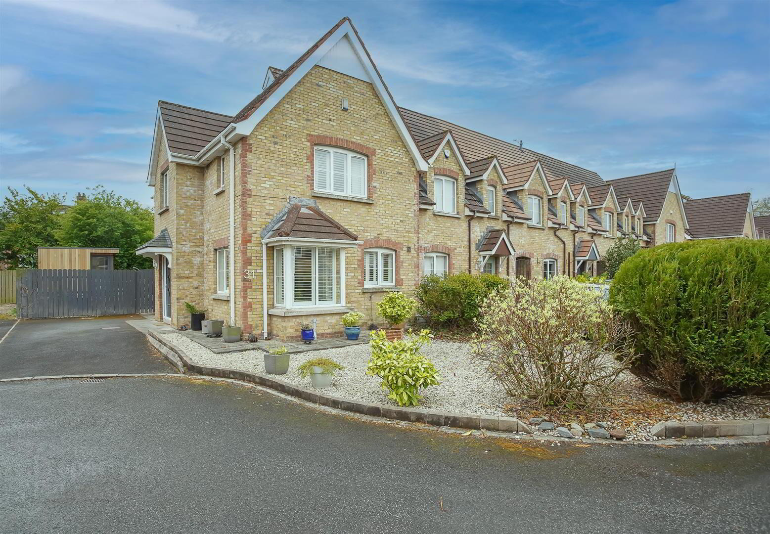 property description image