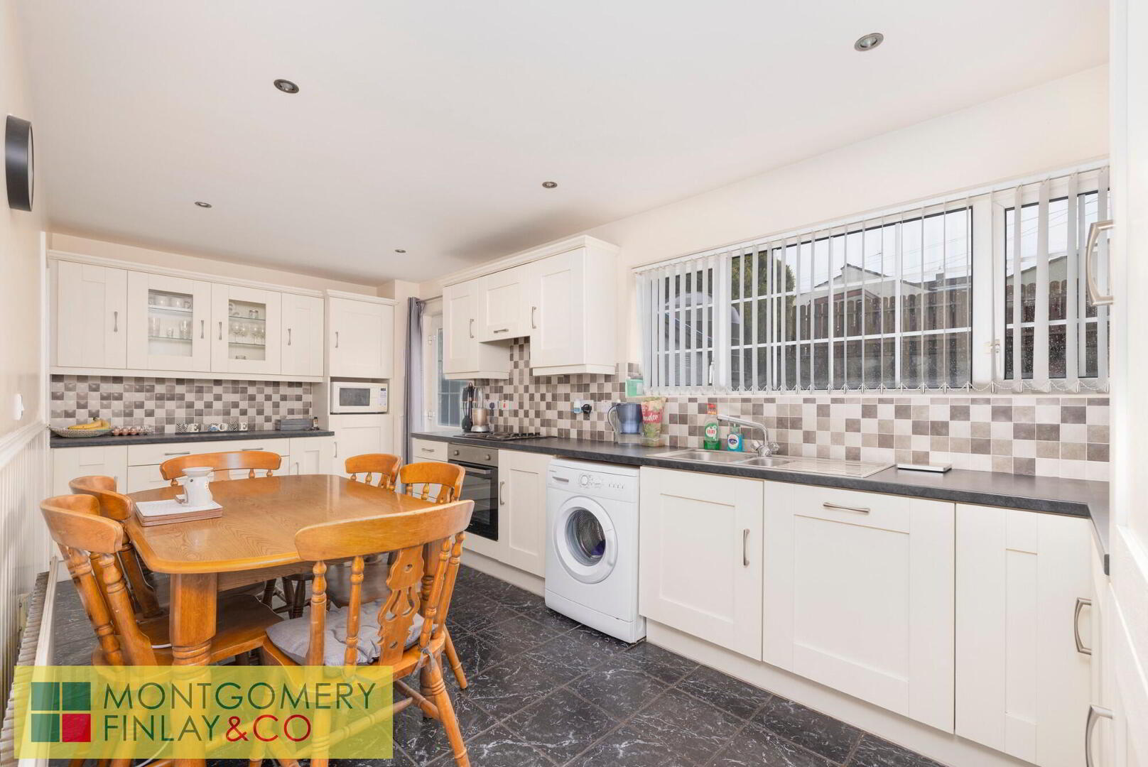 15 Drumhaw Park 8 of 17