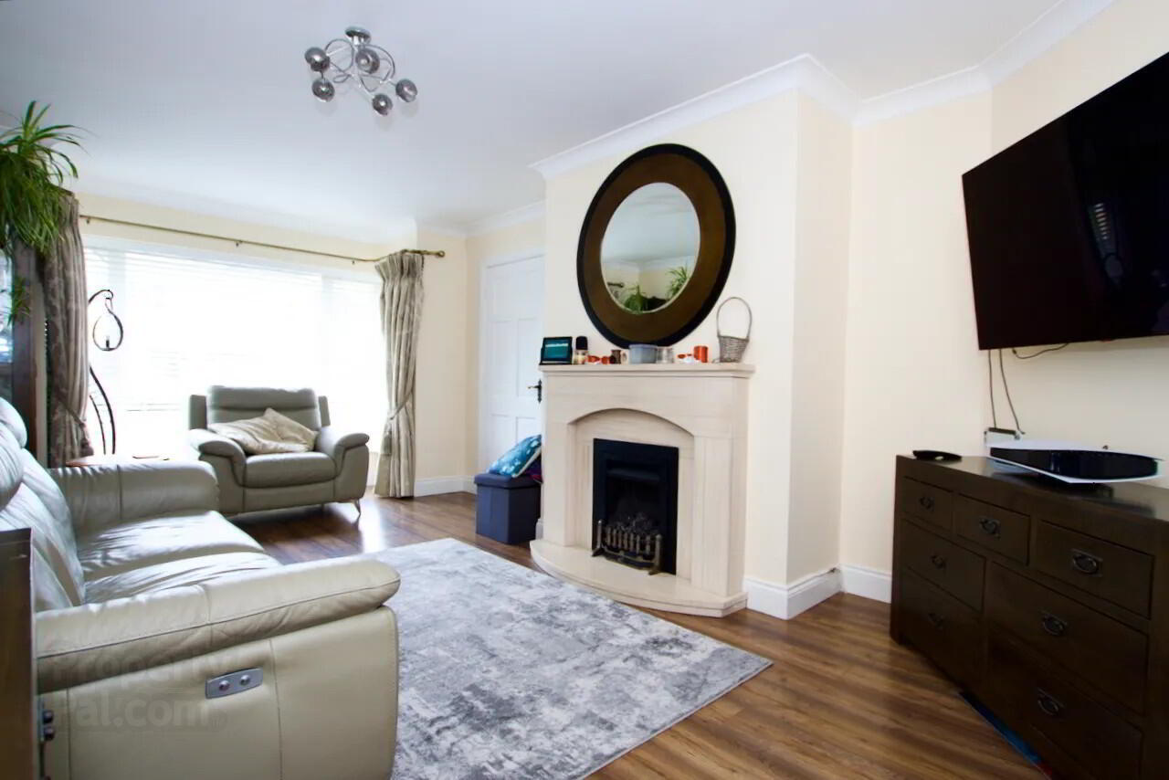 36 Churchwood 9 of 23
