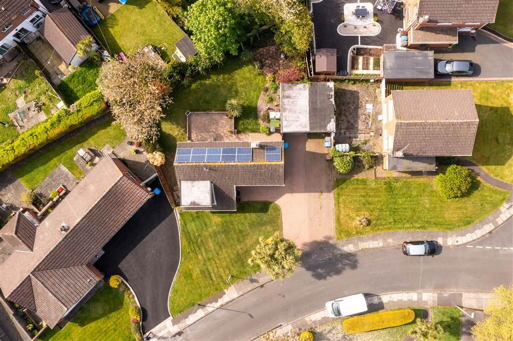 24 Onslow Gardens 26 of 29