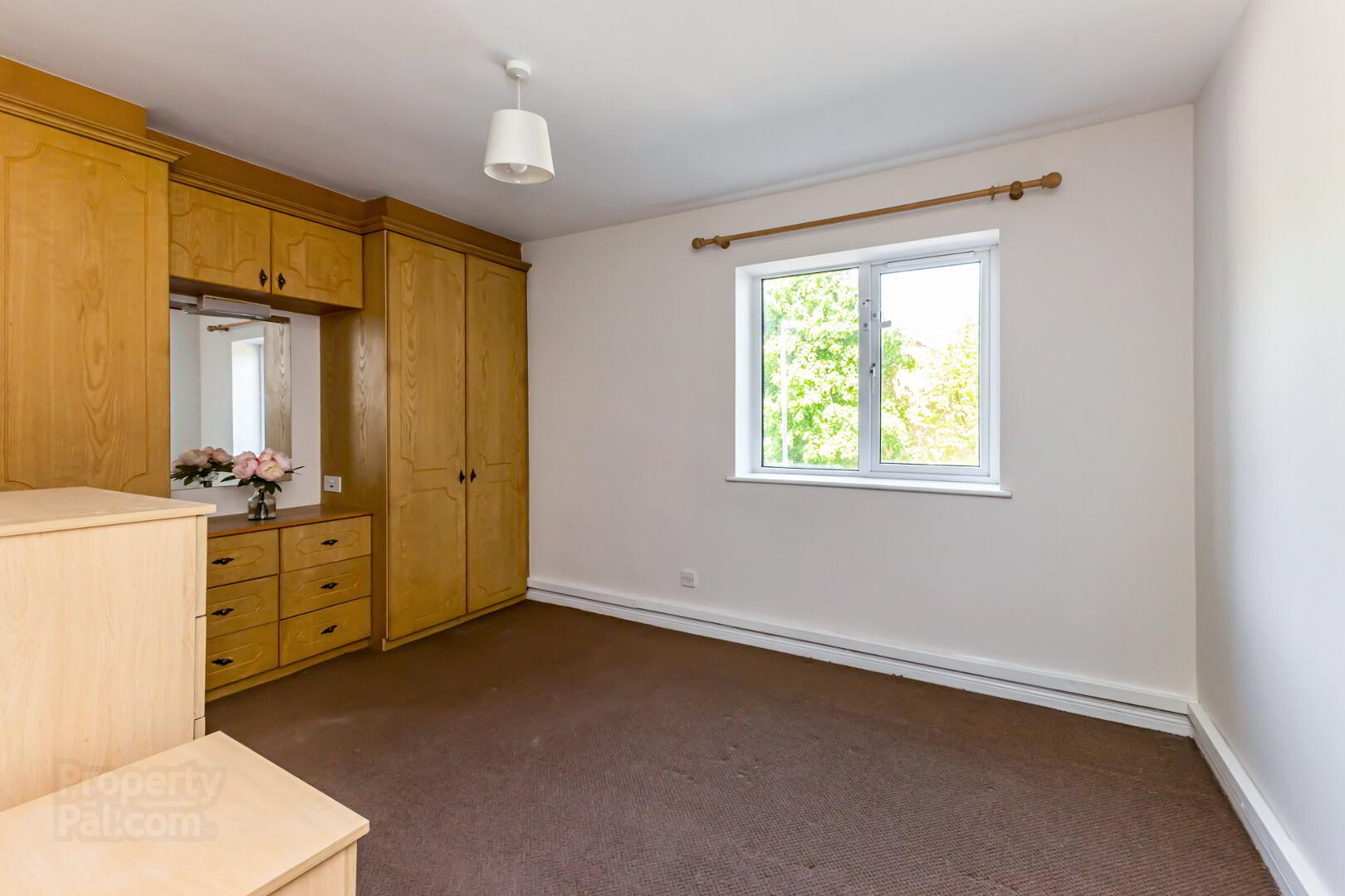 Apt 41 Laganview Court 11 of 33