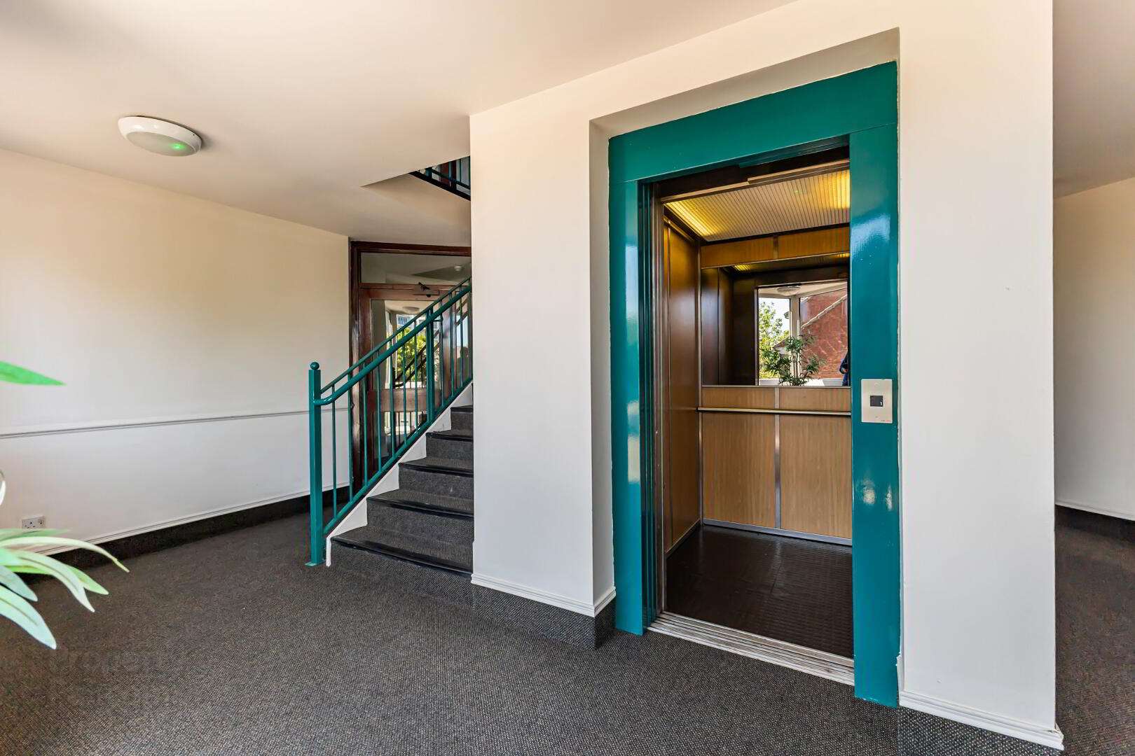 Apt 41 Laganview Court 32 of 33