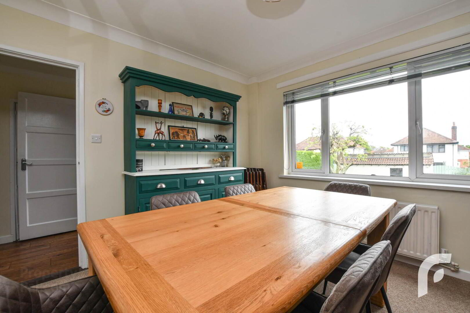 8 Dunlambert Avenue 12 of 31