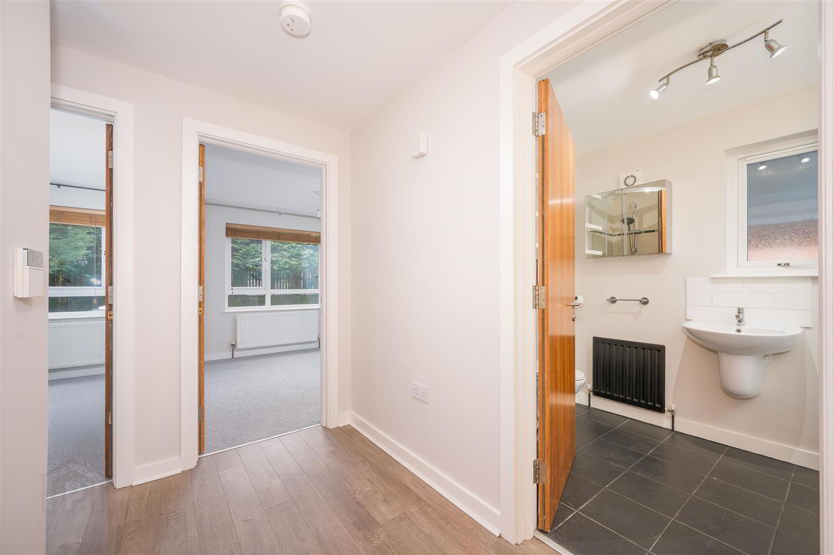 B2 Altona Place, 218 Belmont Road 3 of 17