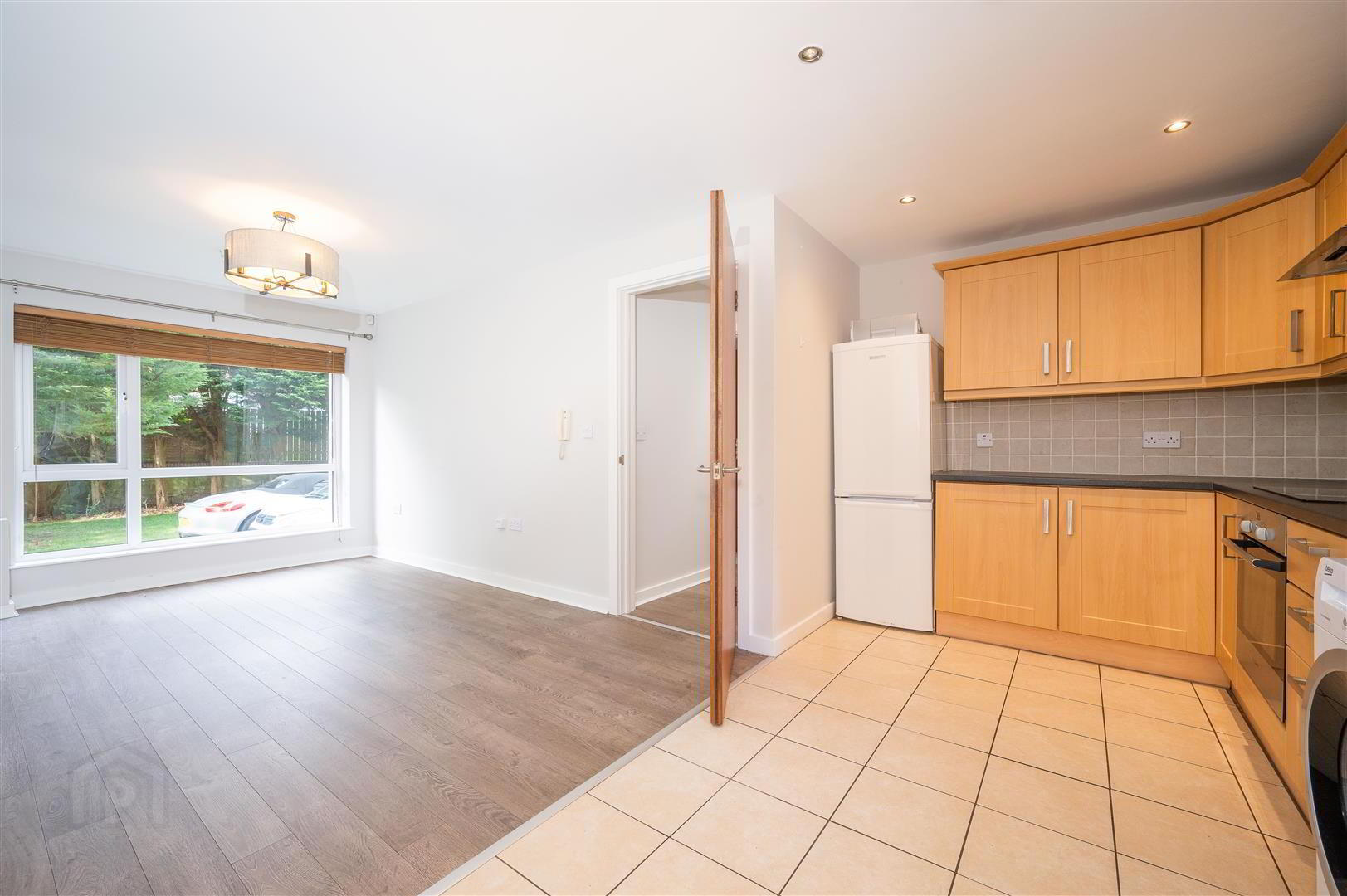 B2 Altona Place, 218 Belmont Road 5 of 17