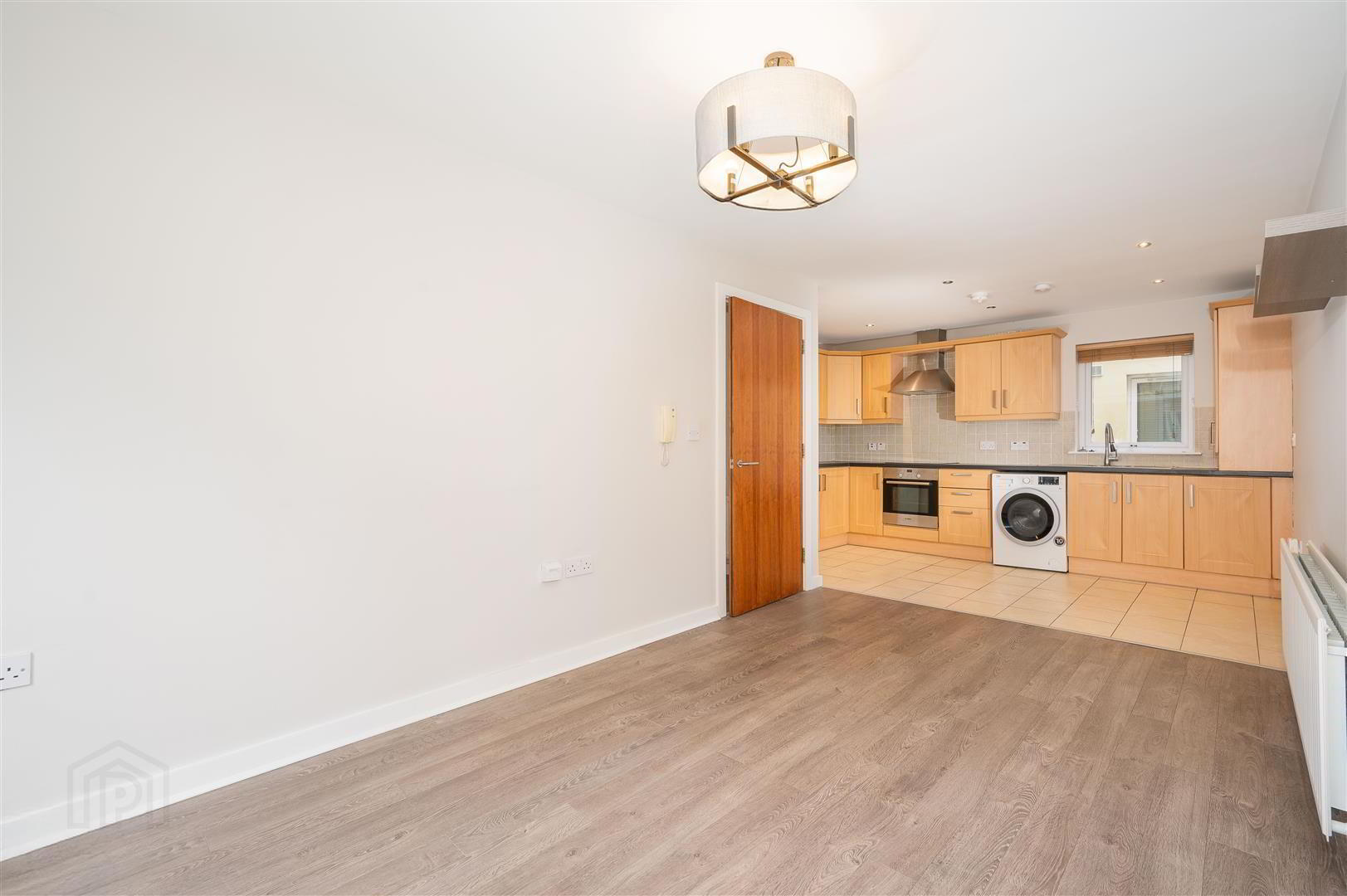 B2 Altona Place, 218 Belmont Road 8 of 17