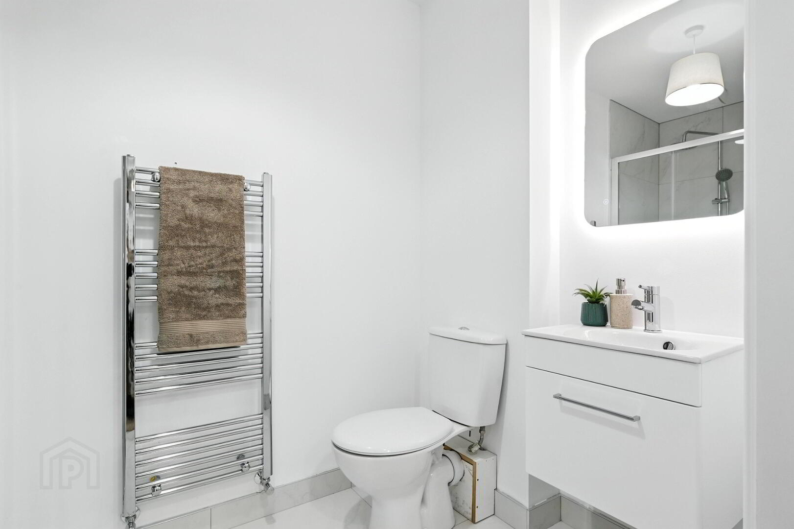 Apartment A13 9 of 24