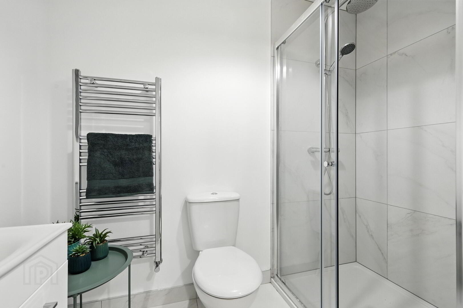 Apartment A13 15 of 24
