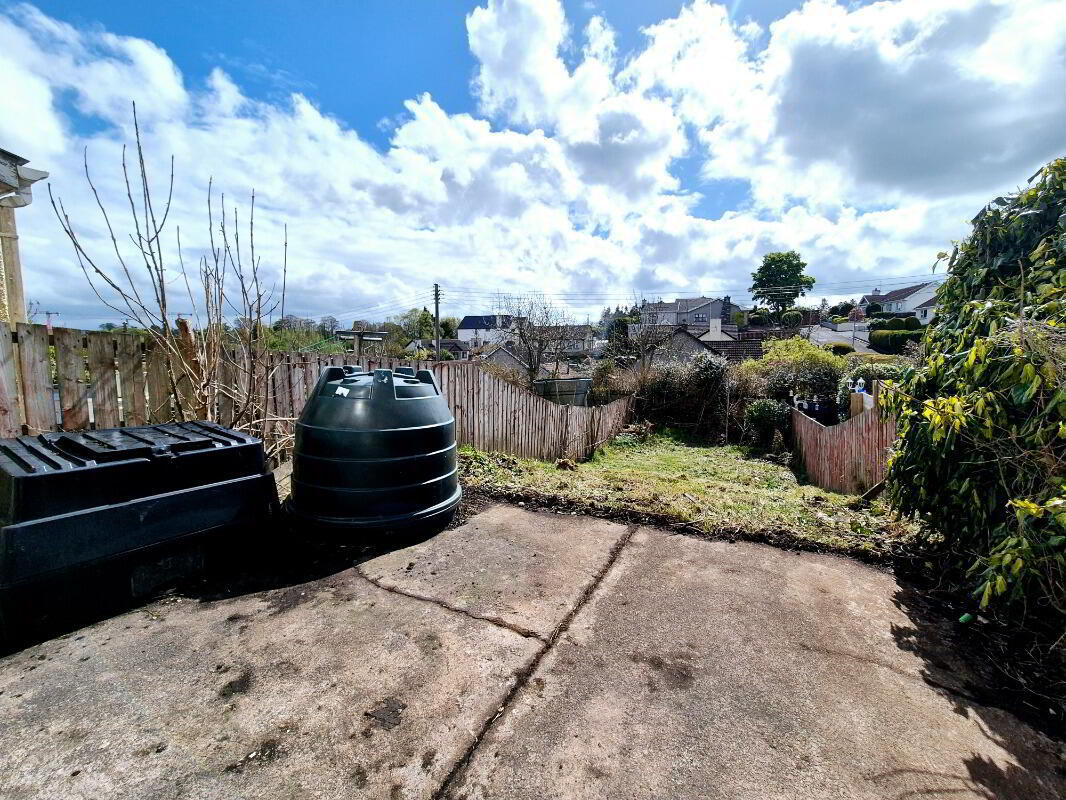 11 Hunters Crescent 7 of 8