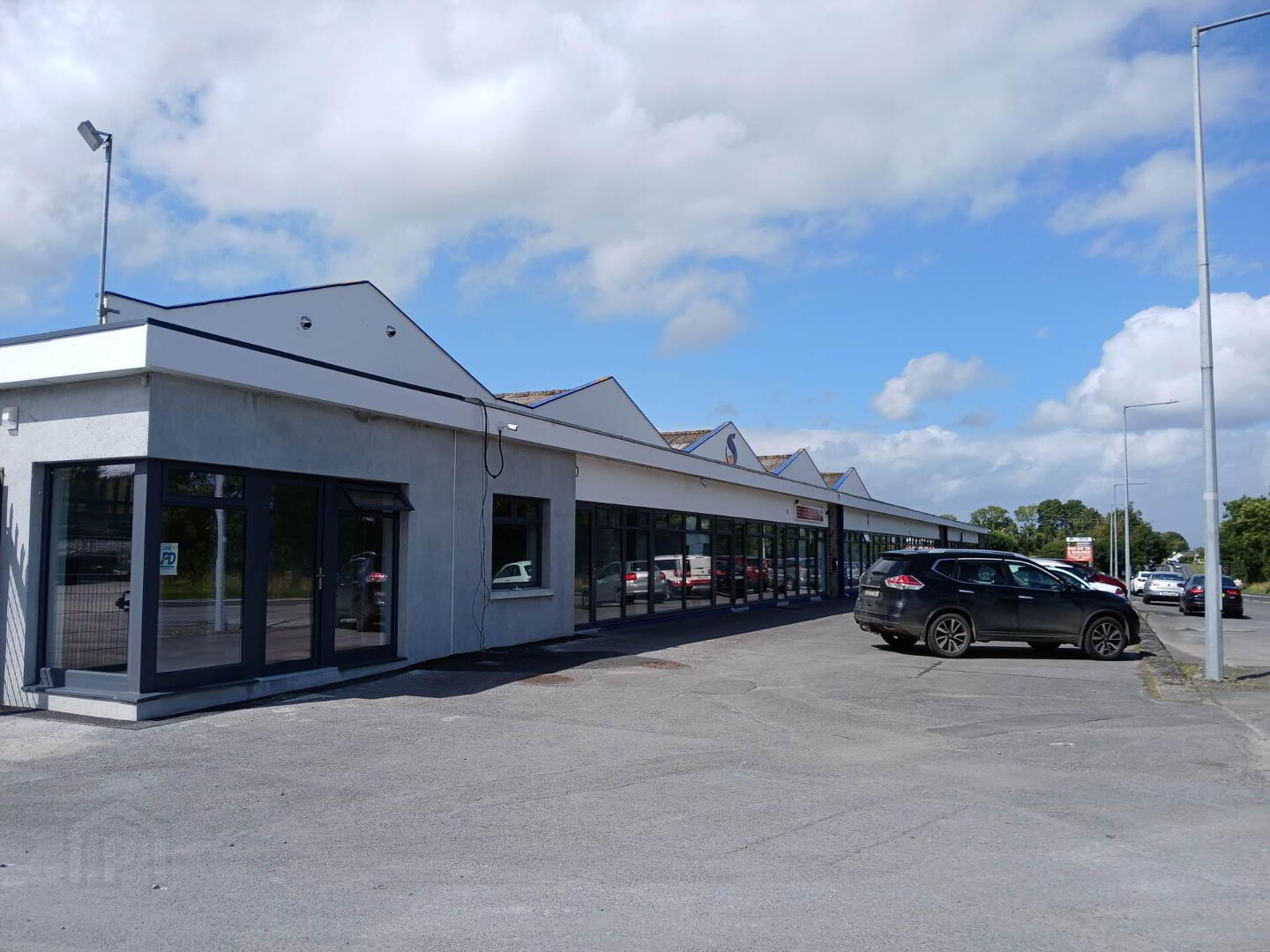 Summerhill Business Park 4 of 7