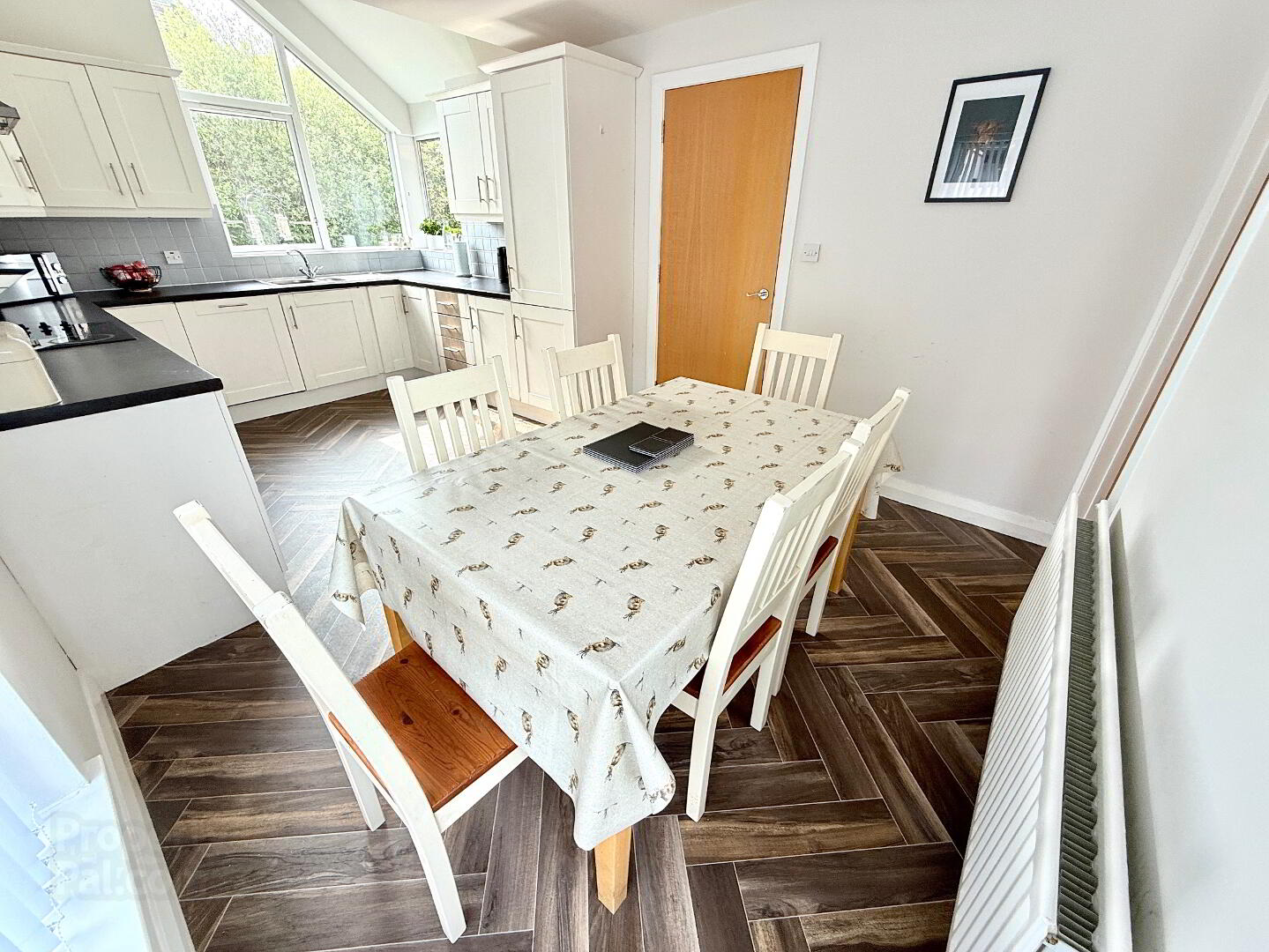 18 Woodside Heights 13 of 39