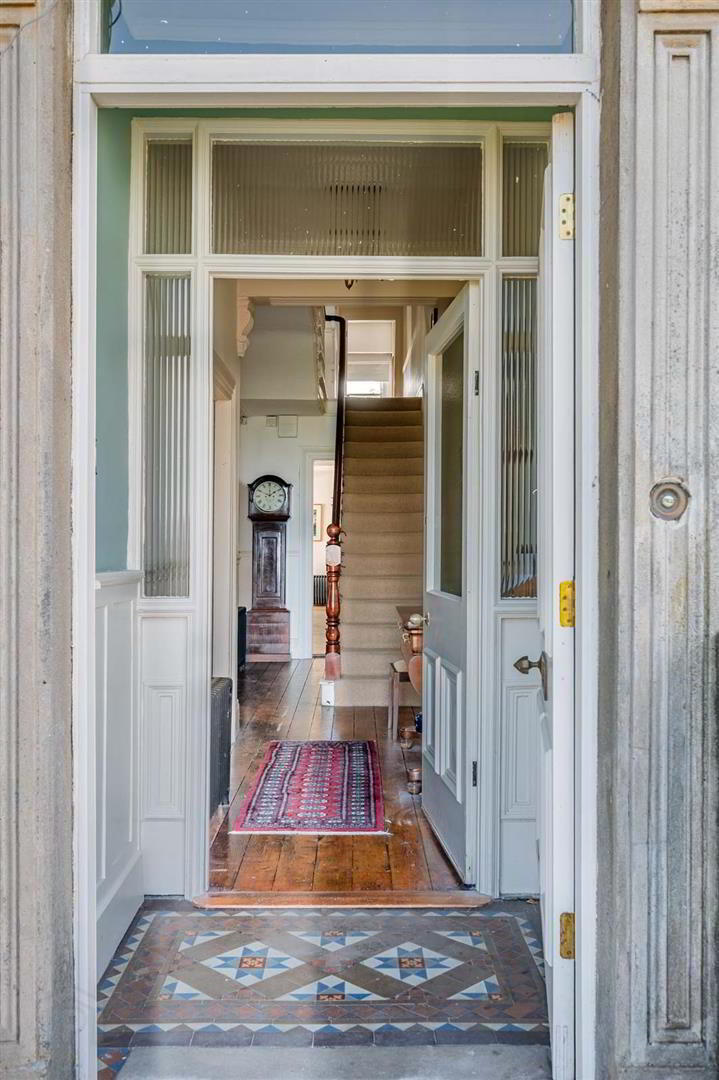 5 Maxwell Road 3 of 34