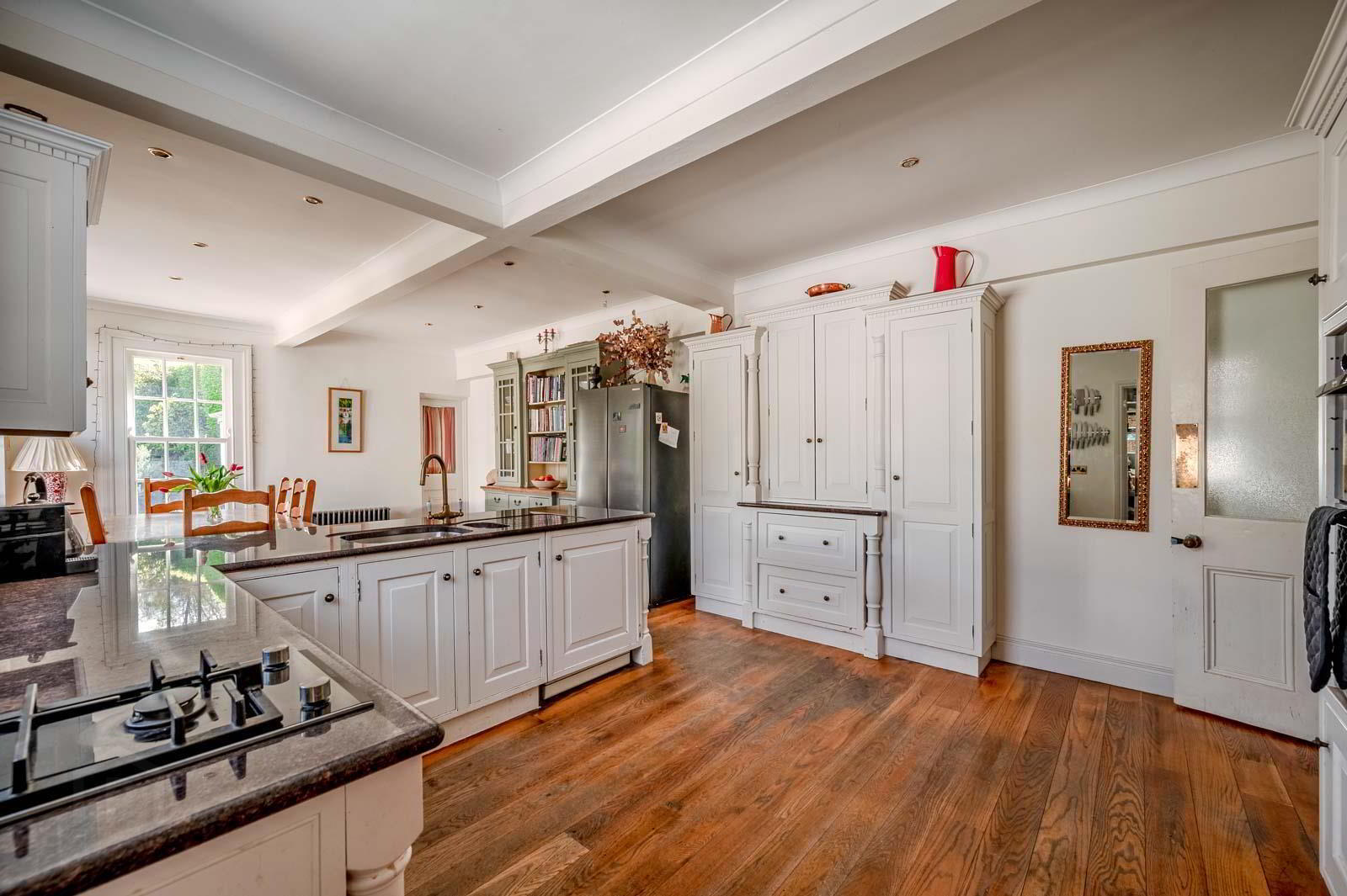 5 Maxwell Road 11 of 34