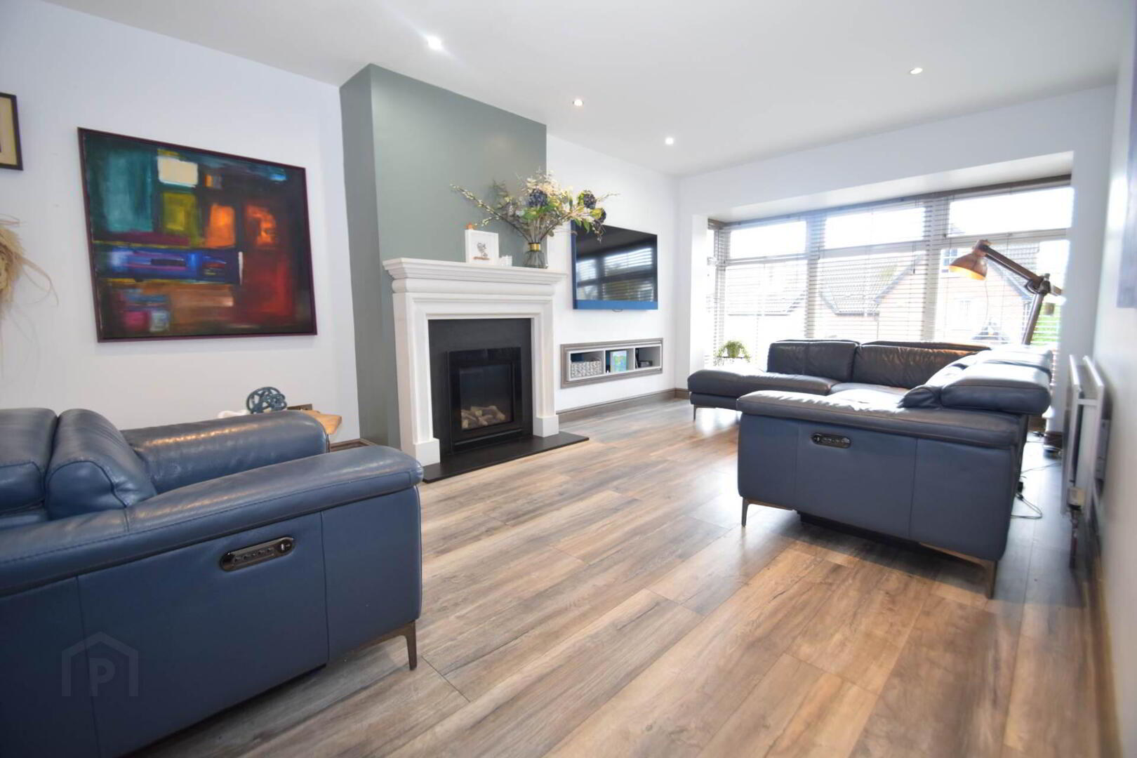 87 Lagmore Glen 6 of 26