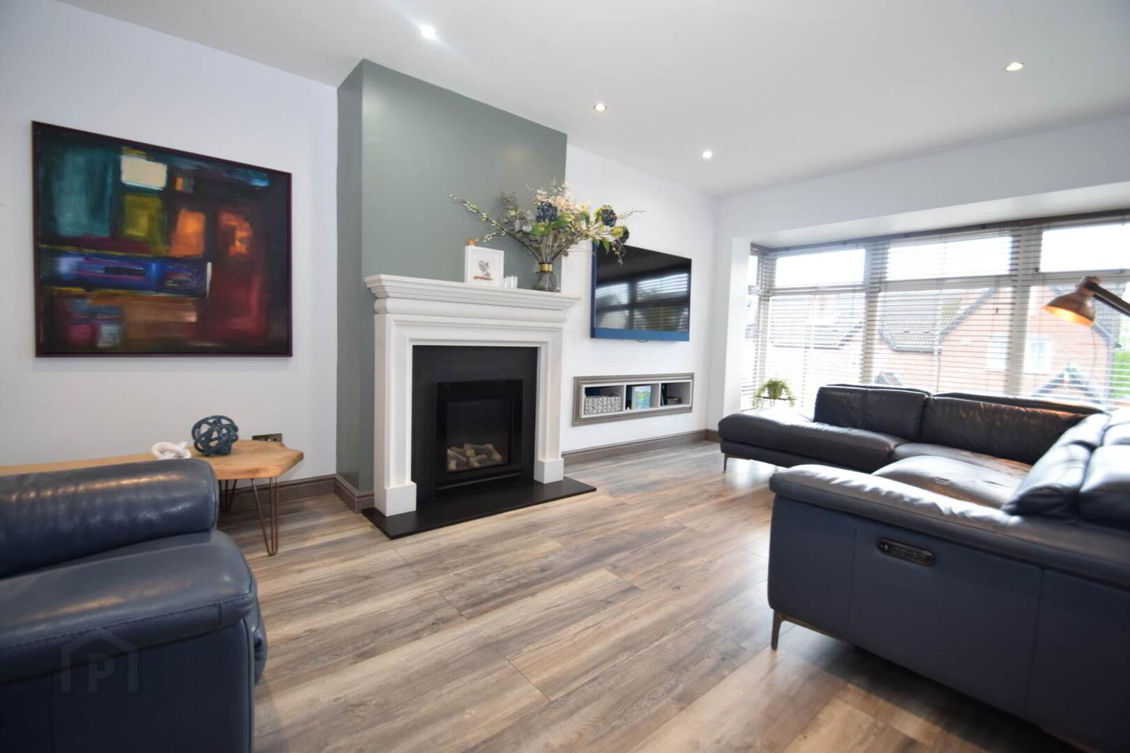 87 Lagmore Glen 7 of 26
