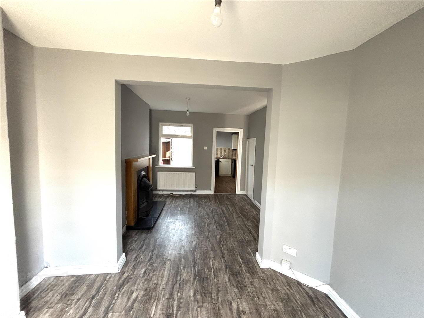 property description image
