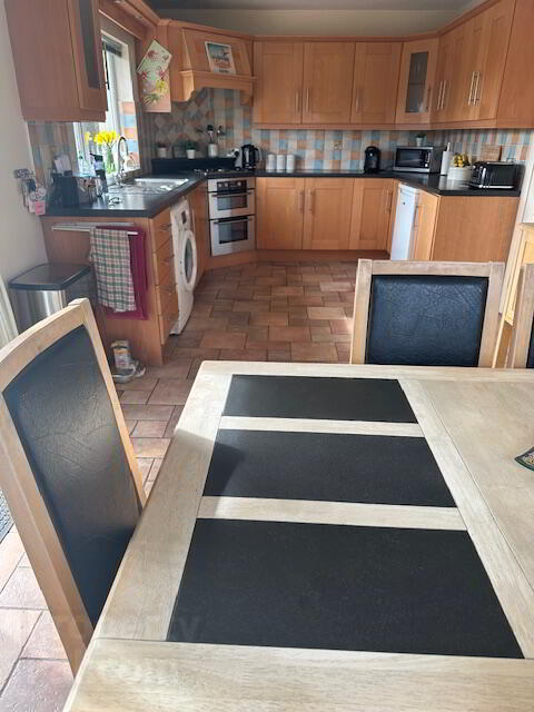 32 Minnadinna Lane 3 of 8