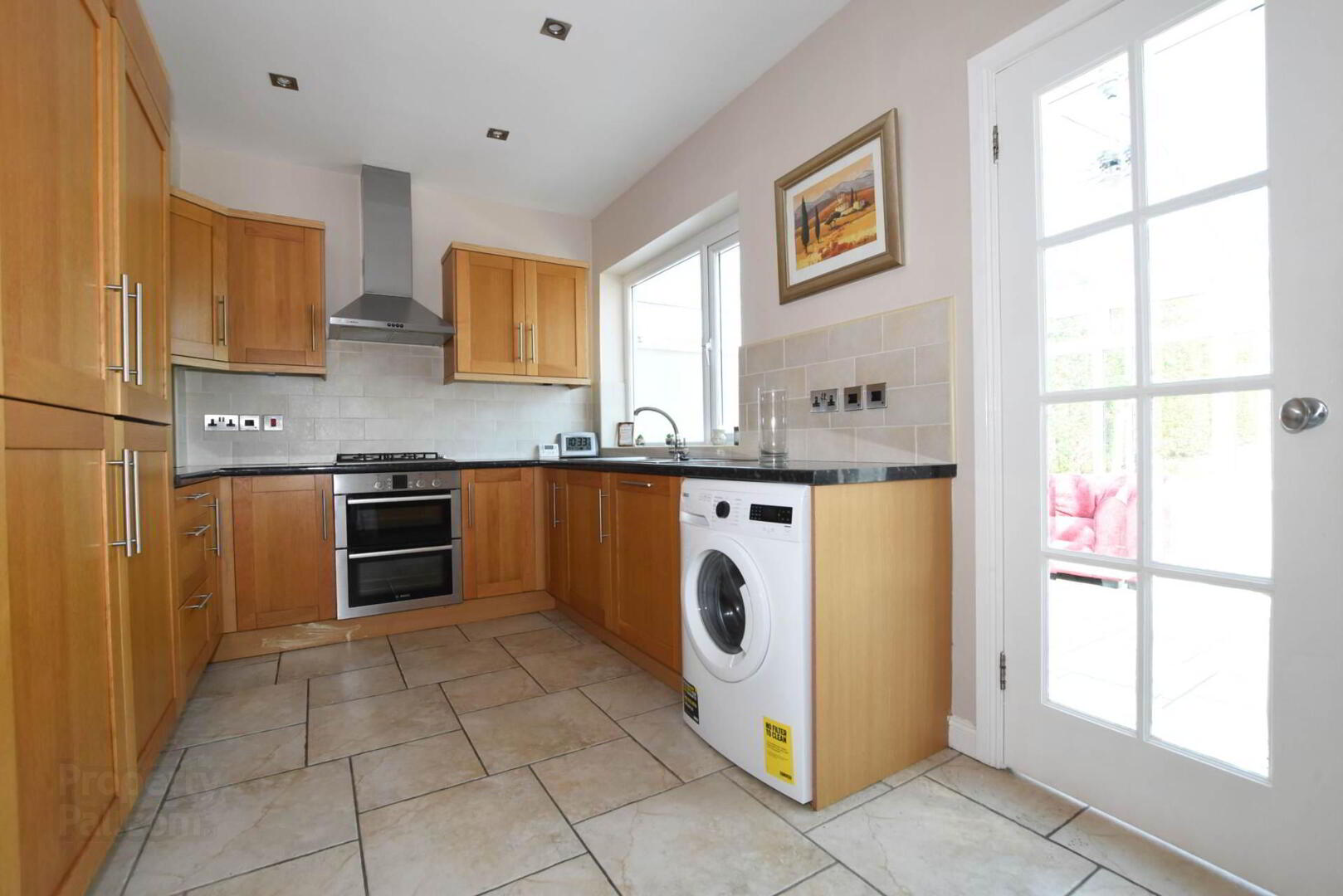 1 Stellenbosch Avenue 10 of 25