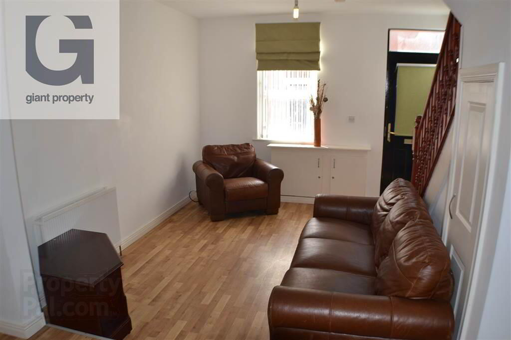 23 Oakley Street 4 of 8
