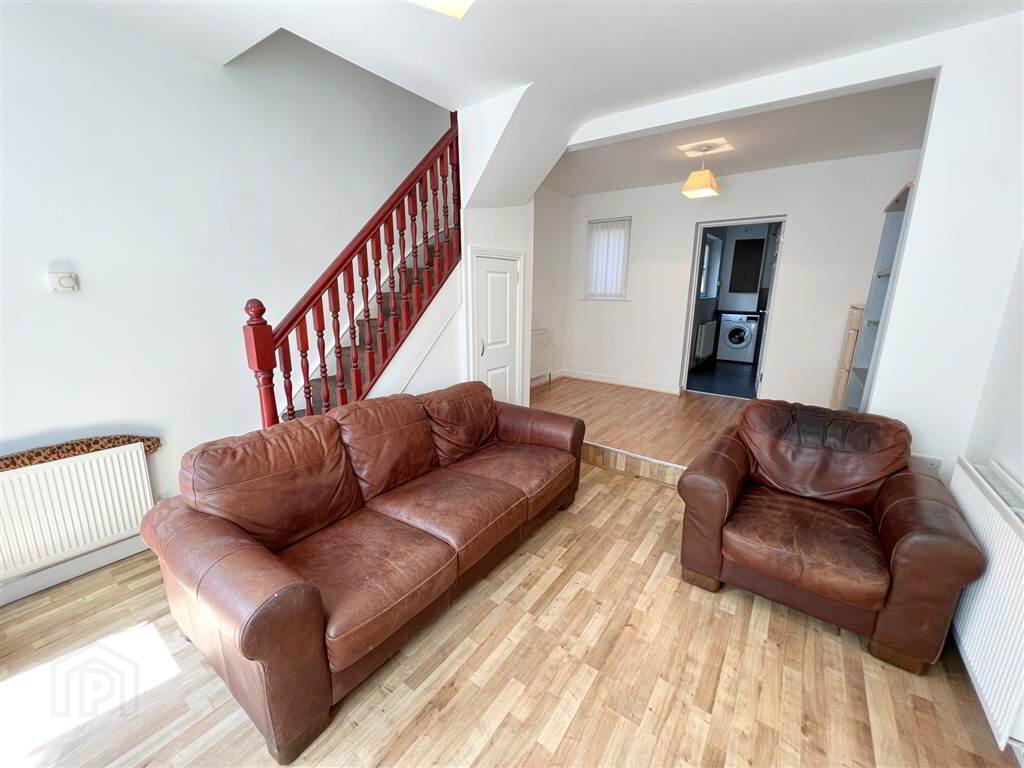 23 Oakley Street 8 of 8