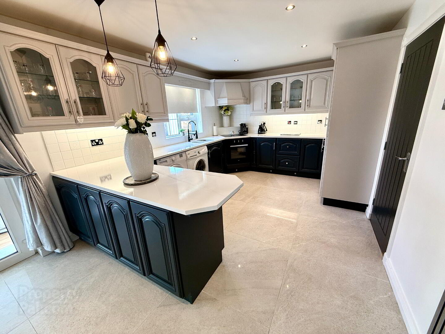 12 Barr Cregg 16 of 39