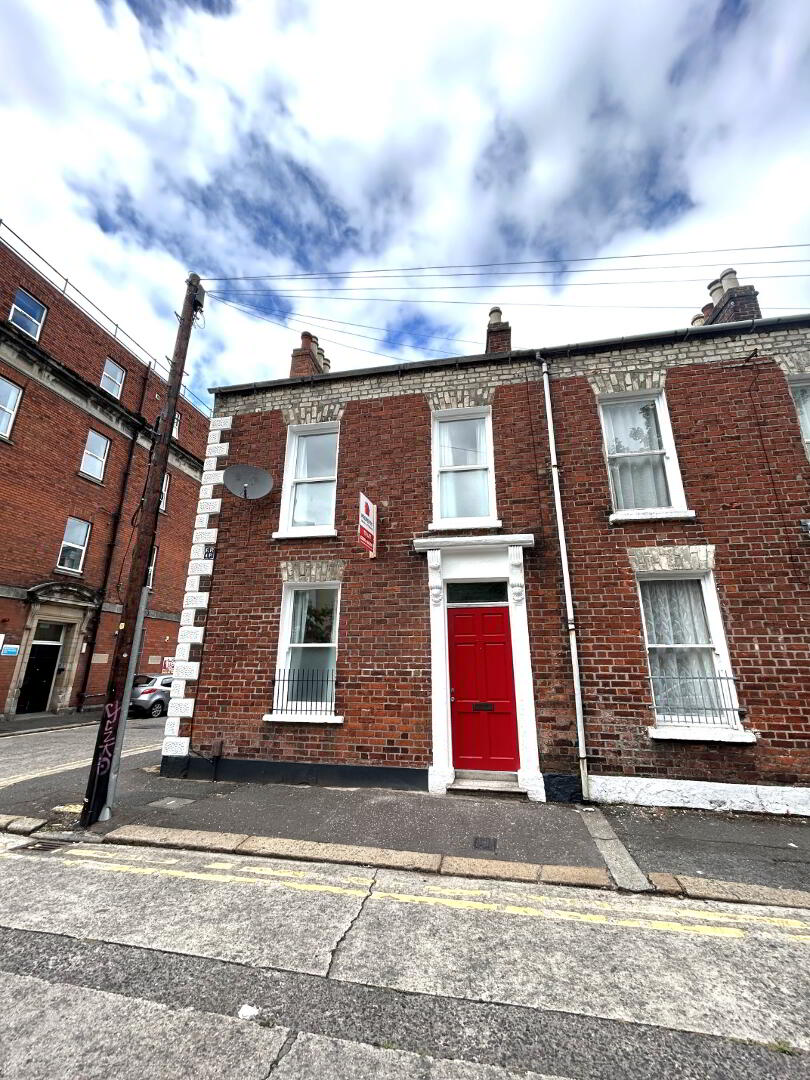 29 Malone Place 1 of 17