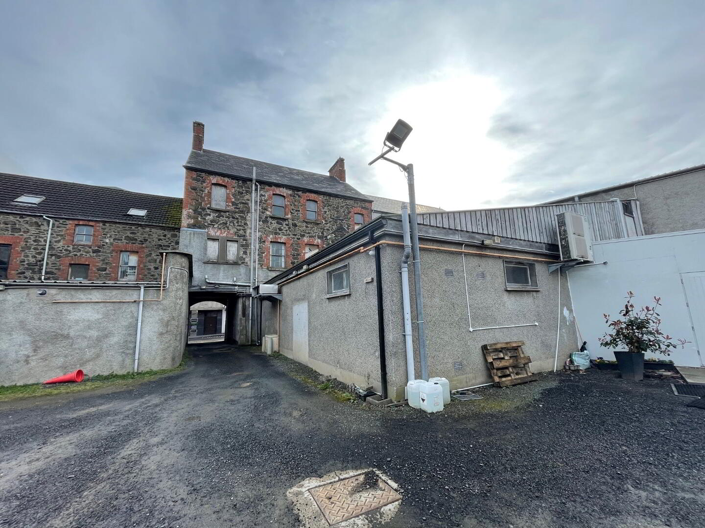 26-28 Broughshane Street 3 of 3