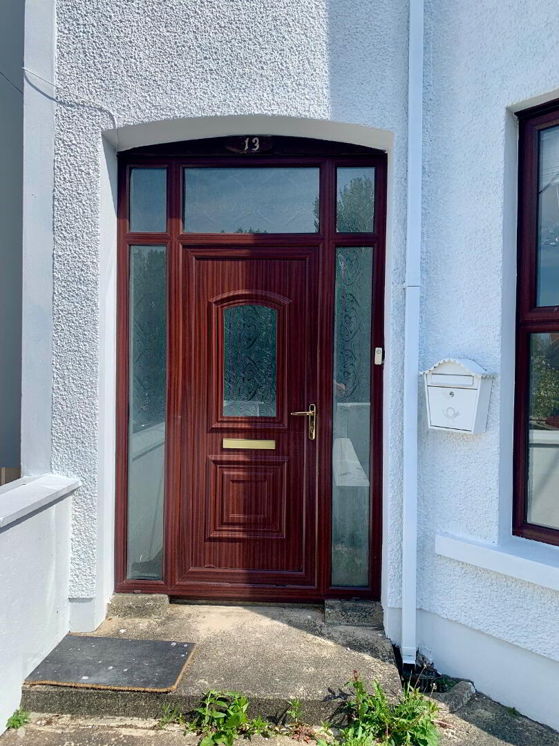 13 Green Road 3 of 41