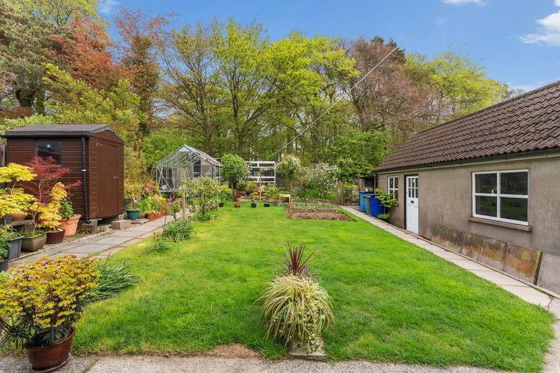 property description image