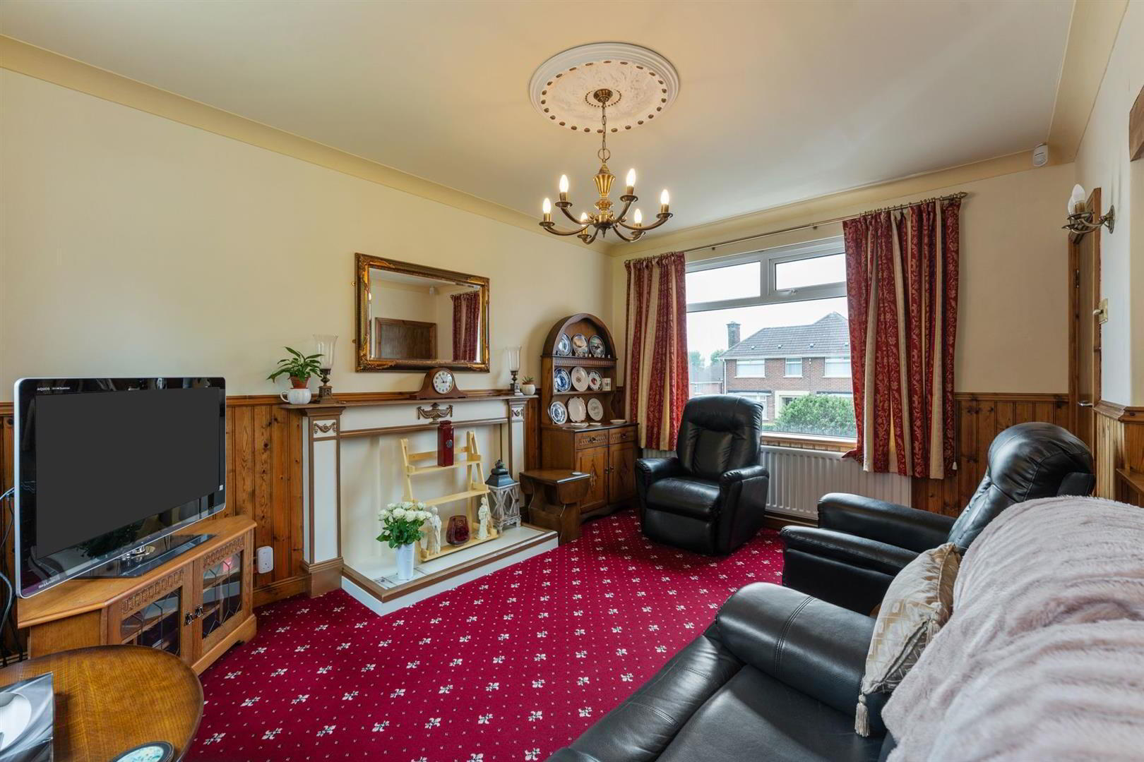77 Abbey Park 9 of 27