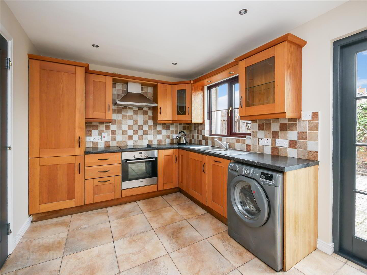 32 Whitehall Mews 5 of 17