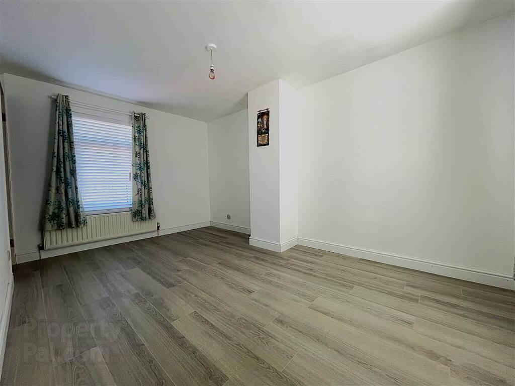 34 Lisvarna Place 8 of 11