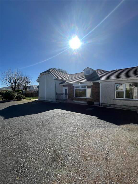 9 Aghmakane Road 1 of 17