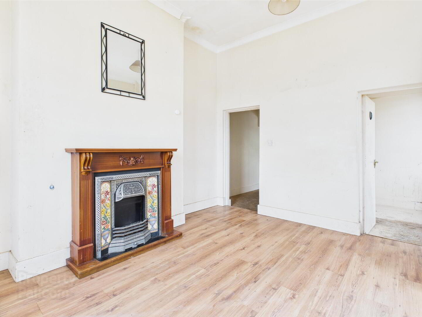 Apartment 26 Manor Court 10 of 13