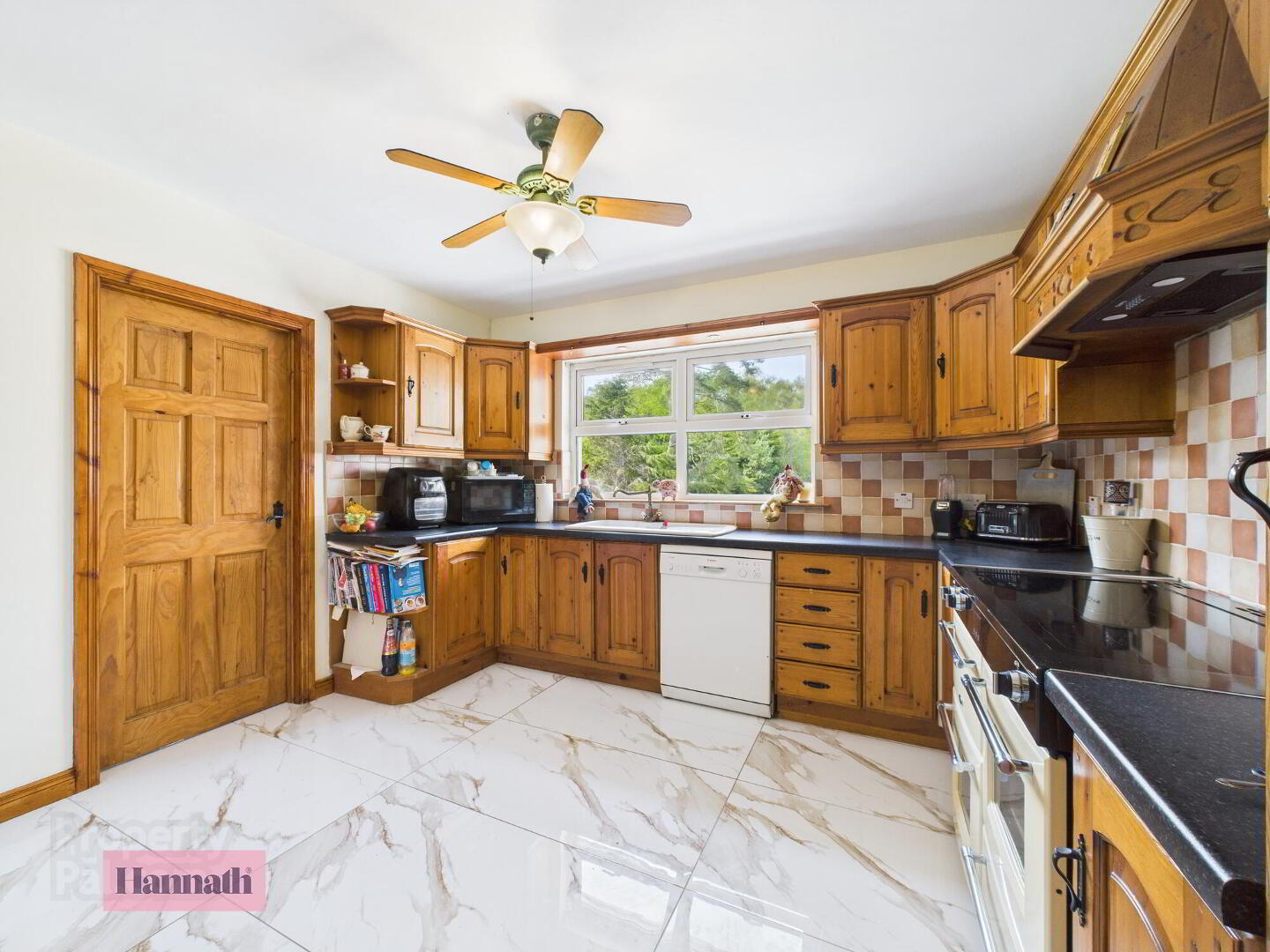 13a Derrygavad Road 17 of 32