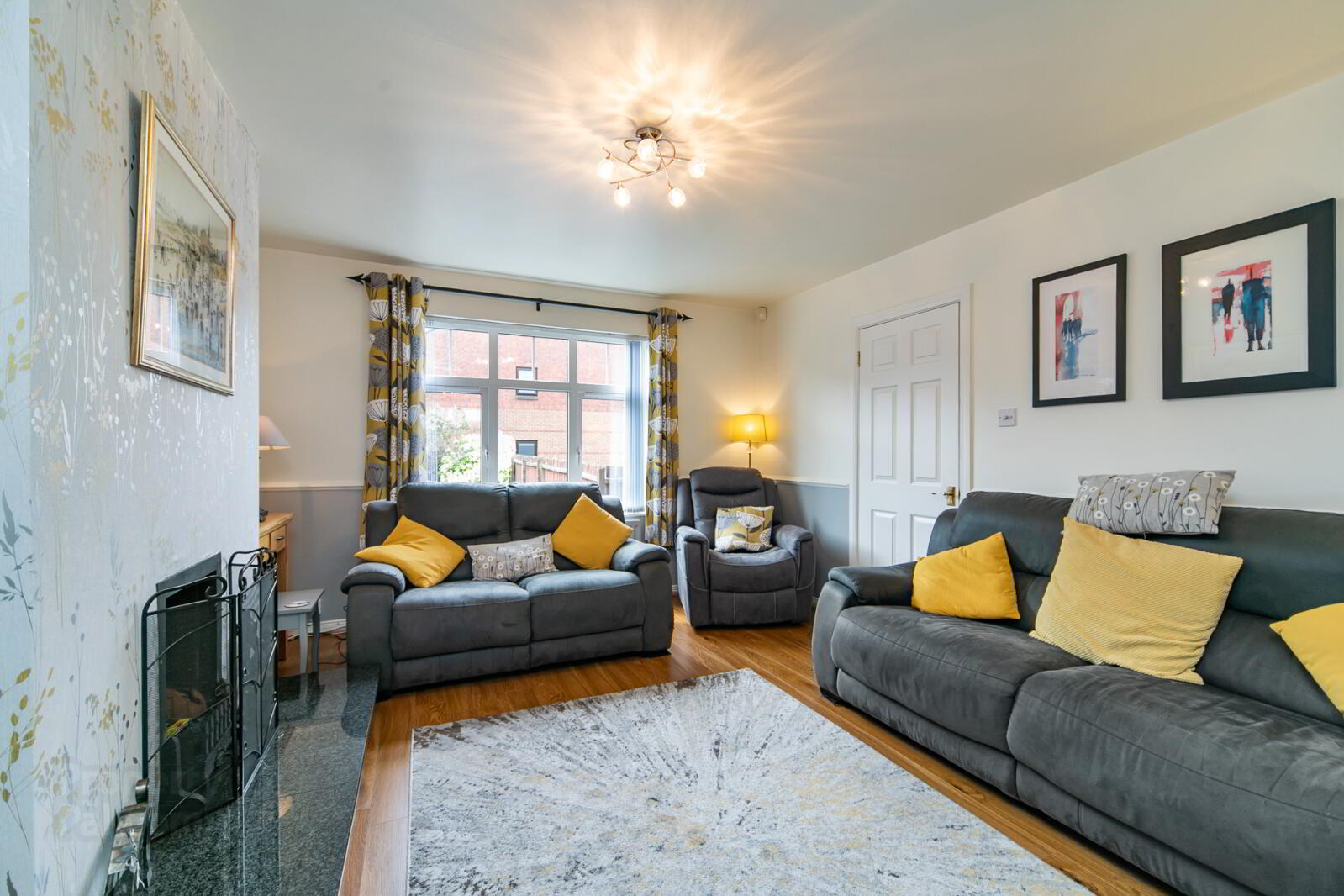 8 Thornhill Mews 5 of 26