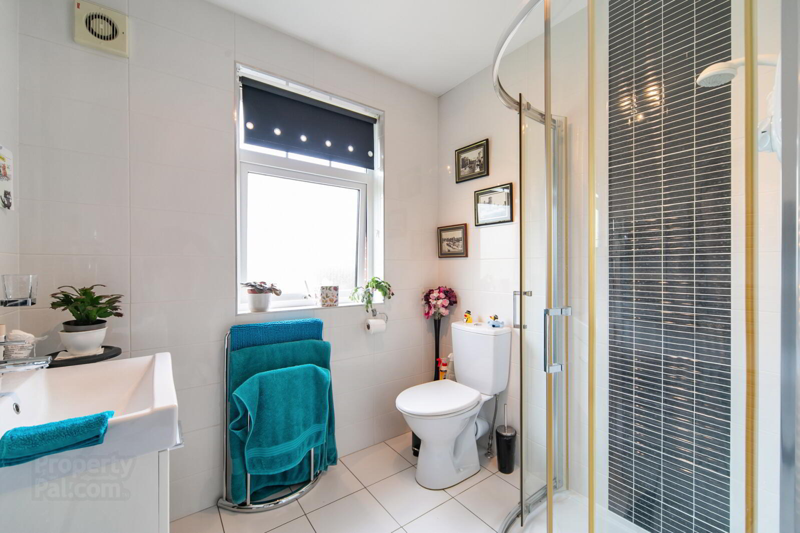 8 Thornhill Mews 19 of 26