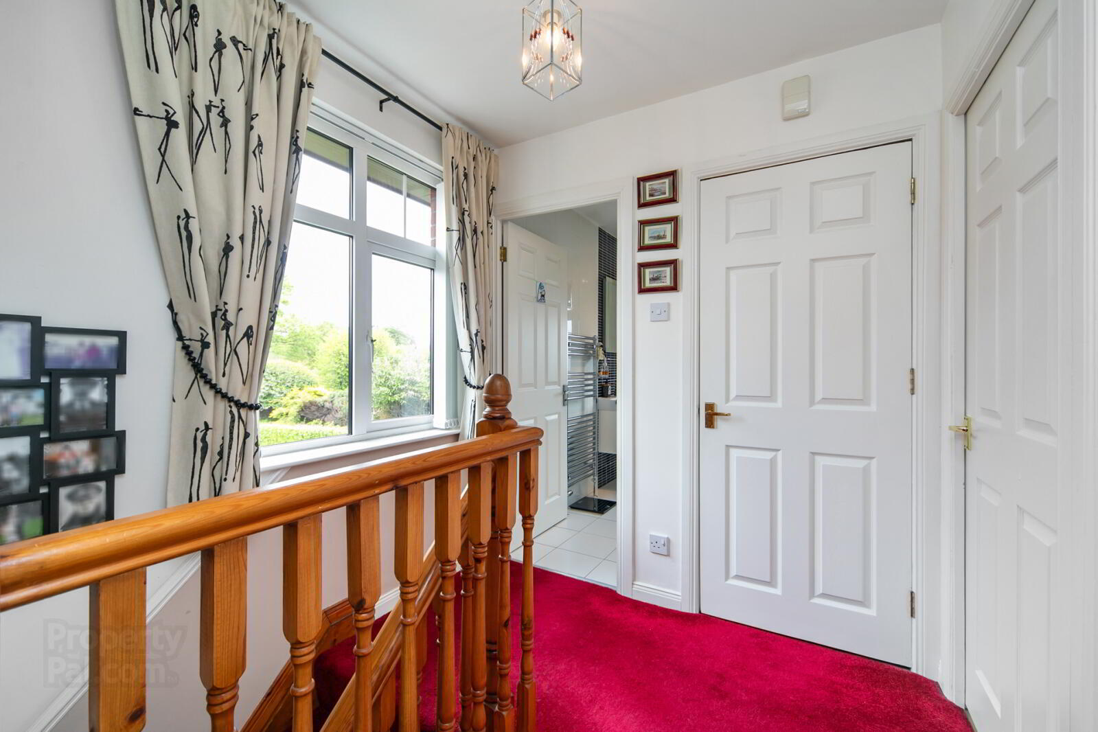 8 Thornhill Mews 11 of 26