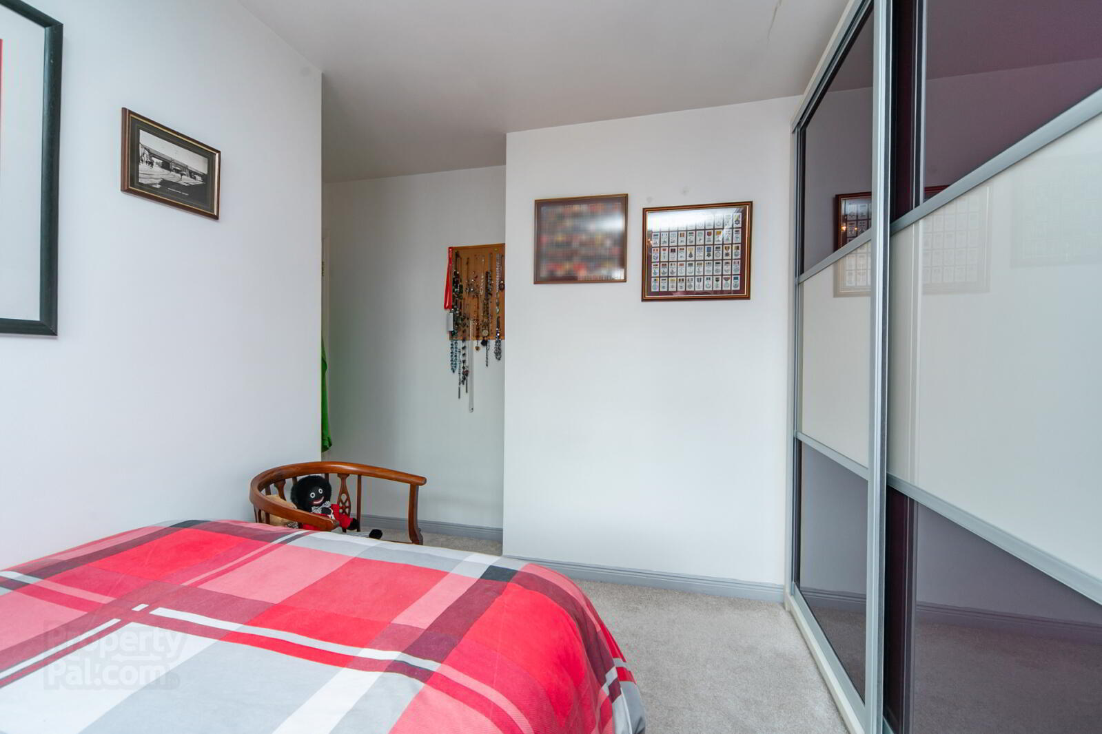 8 Thornhill Mews 18 of 26