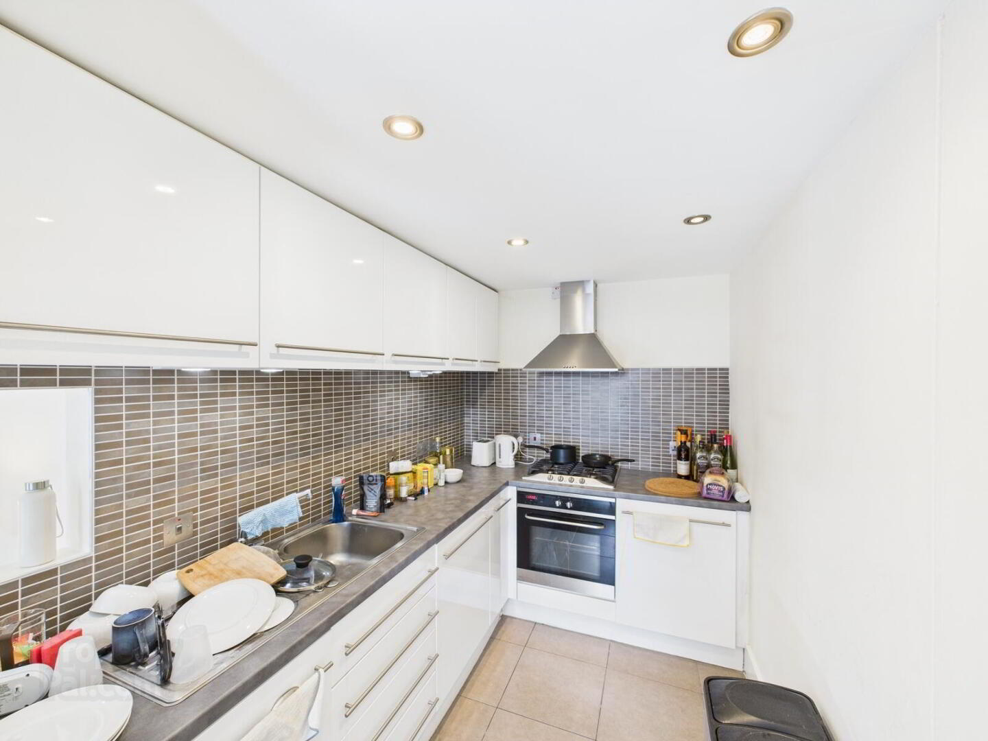 Apartment 204 2 William Street South 4 of 7