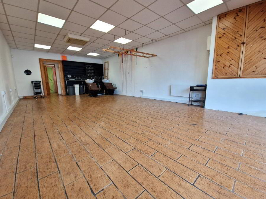 Unit 3, Monastery Shopping Centre 4 of 11