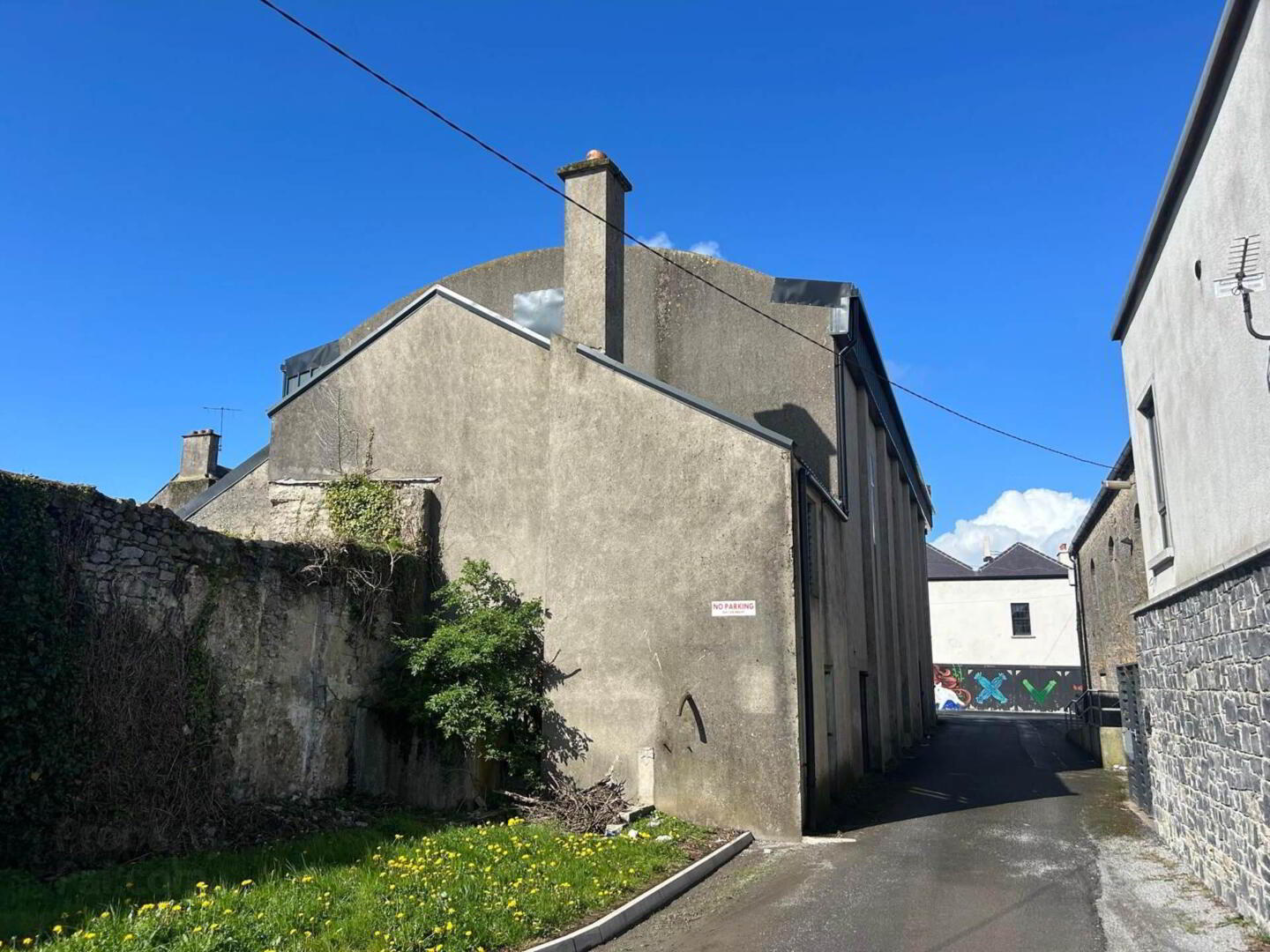 property description image