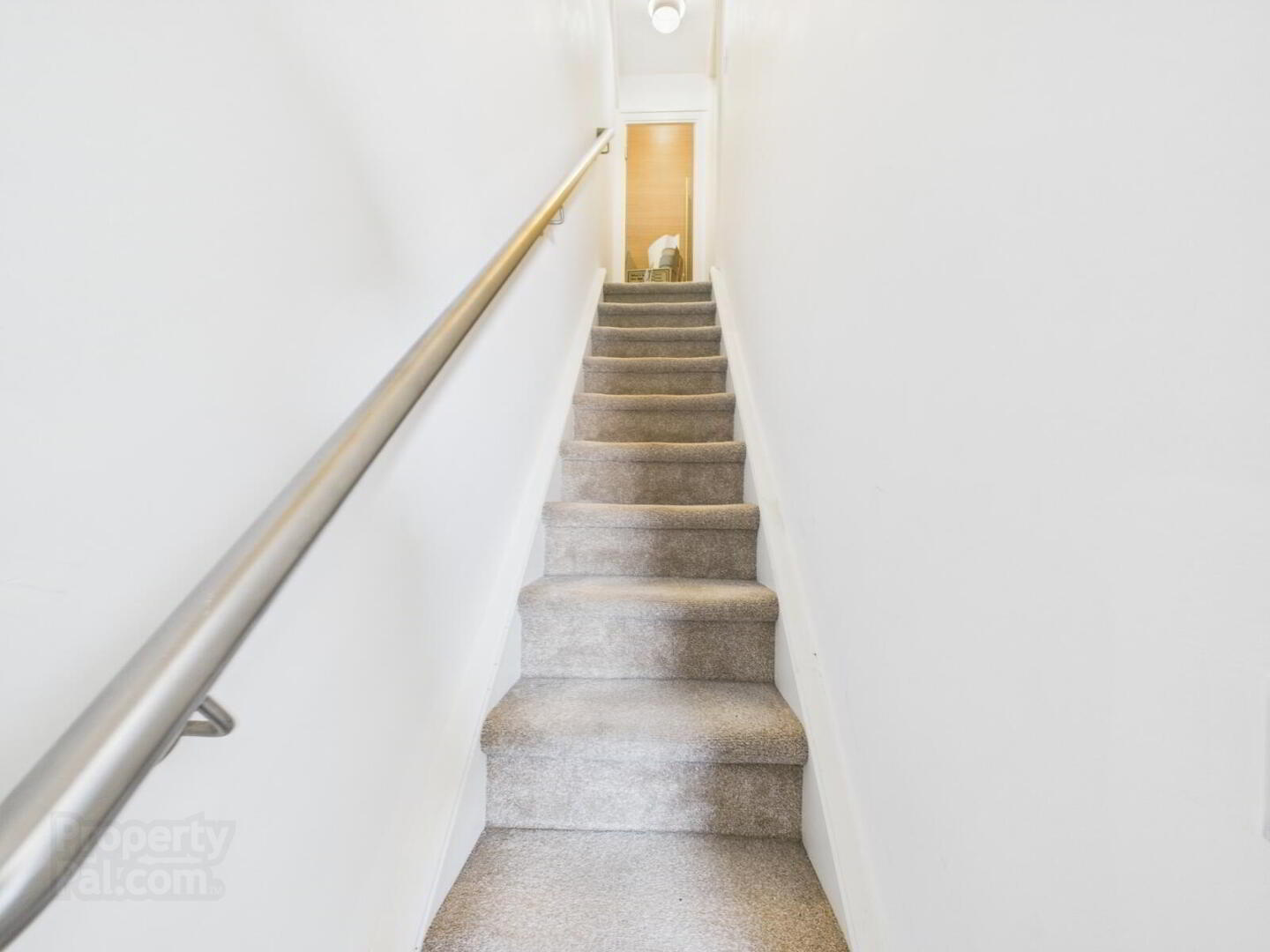 Apartment 301 2 William Street South 8 of 11