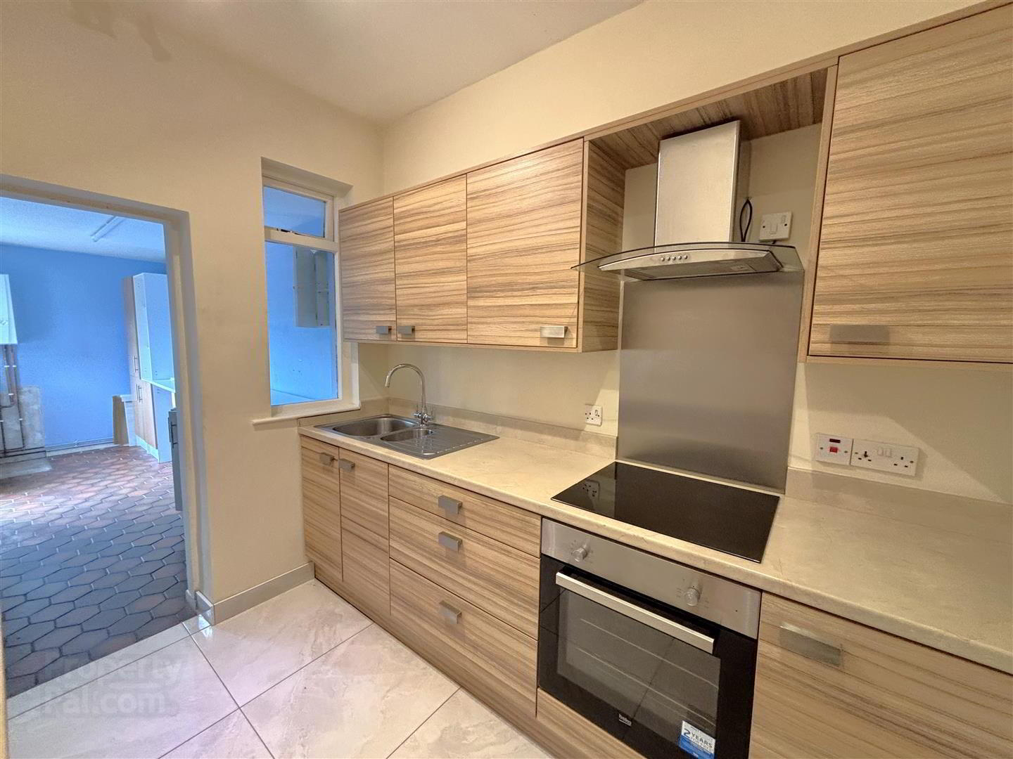 2 Innisfayle Gardens 11 of 21