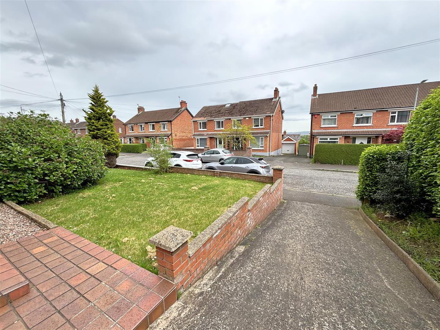 2 Innisfayle Gardens 4 of 21